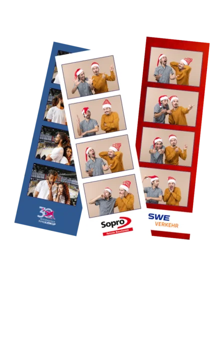 Drei Fotostreifen für Firmenevents mit Logo und Branding Drei gedruckte Fotostreifen mit verschiedenen Firmenlogos und Designs. Einer zeigt Fotos vom Lilliencup-Event, ein anderer von Sopro und der dritte von ESWE Verkehr mit Personen, die Nikolausmützen tragen.